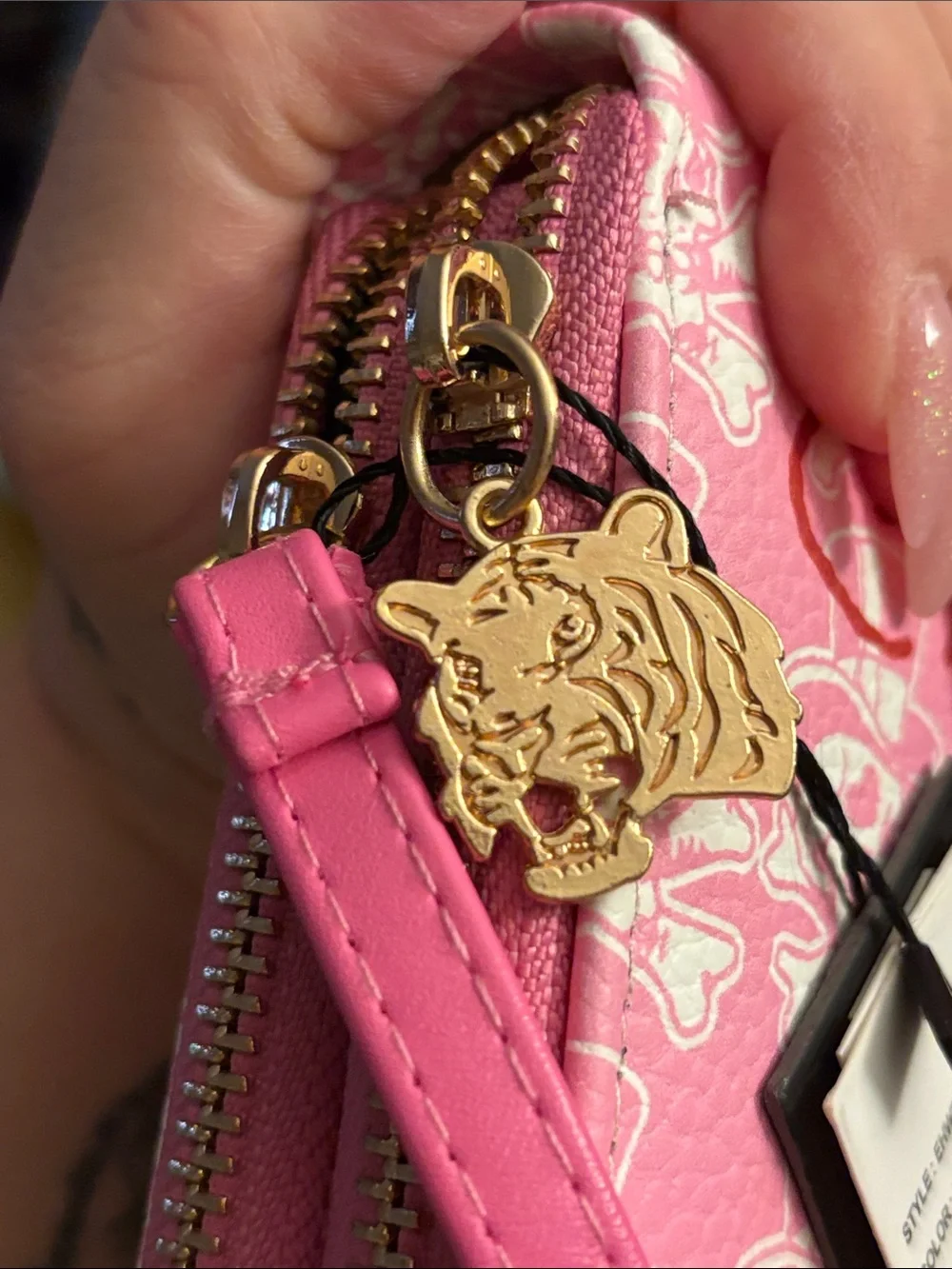 Ed Hardy Graphic Tiger Zip Wallet NWT